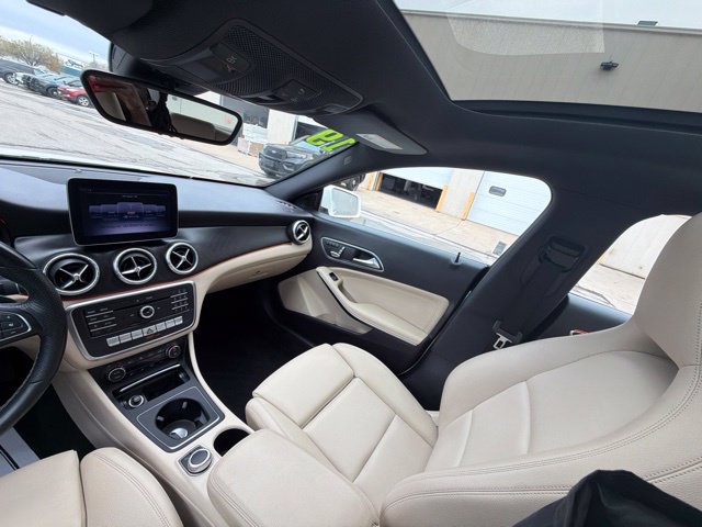 Used 2019 Mercedes-Benz CLA 250 4MATIC image 21