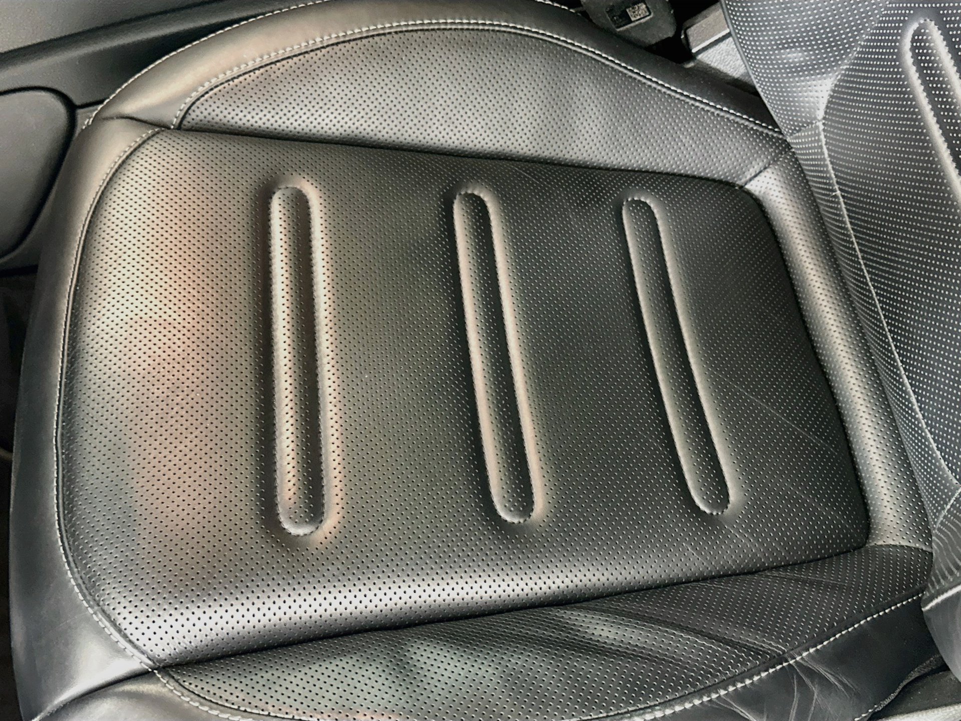 Certified 2022 Mercedes-Benz G 550 image 21