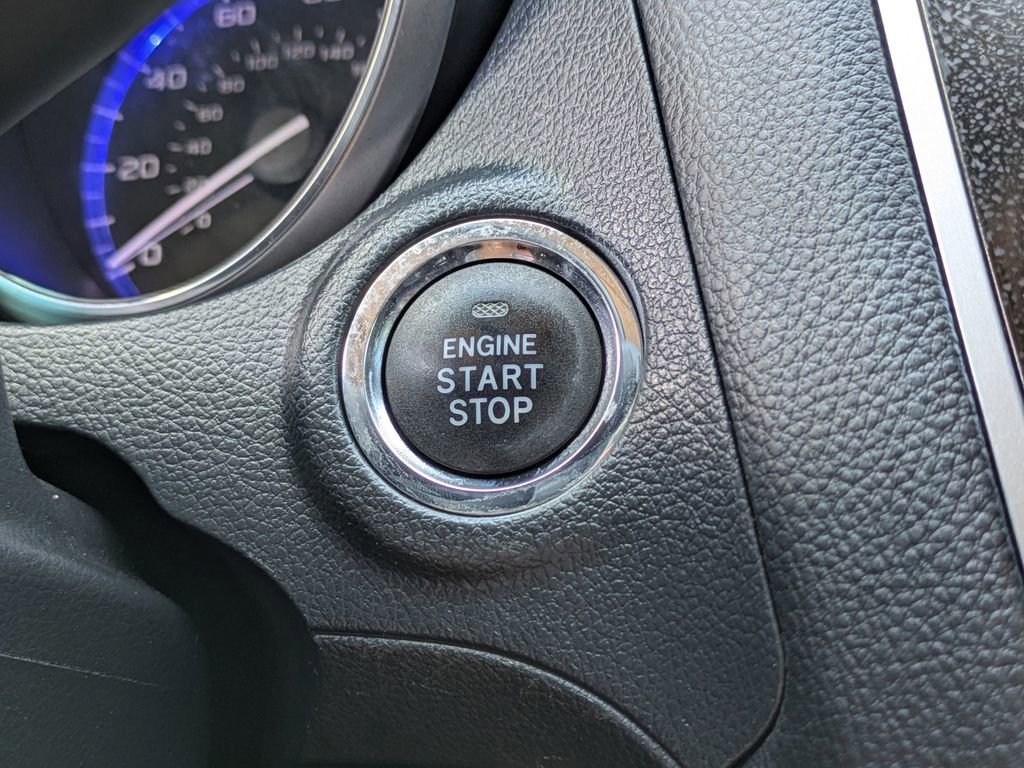 Used 2018 Subaru Outback 2.5i Limited AWD/4WD image 35