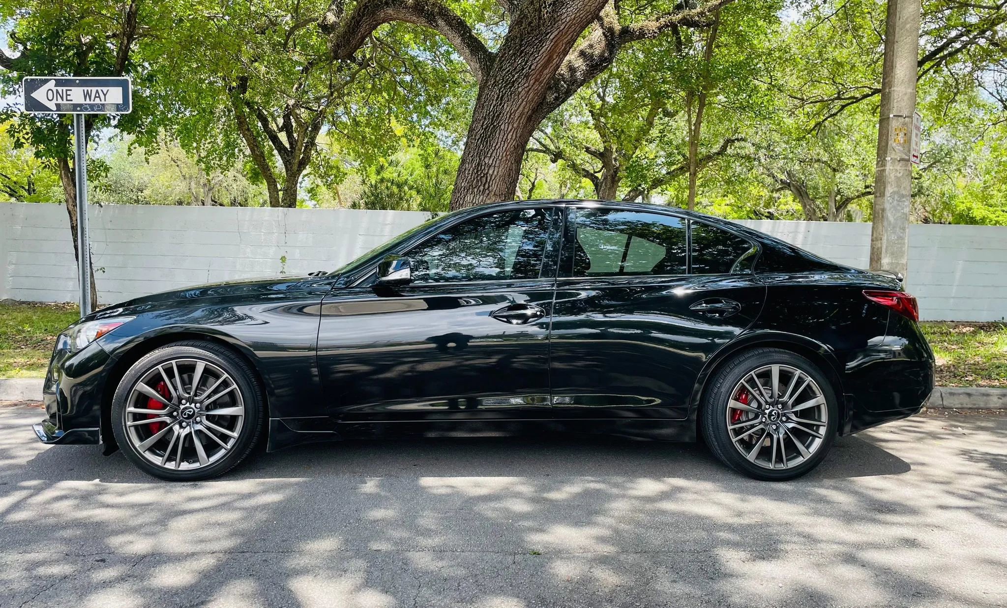 Used 2021 INFINITI Q50 Red Sport 400 AWD/4WD image 2