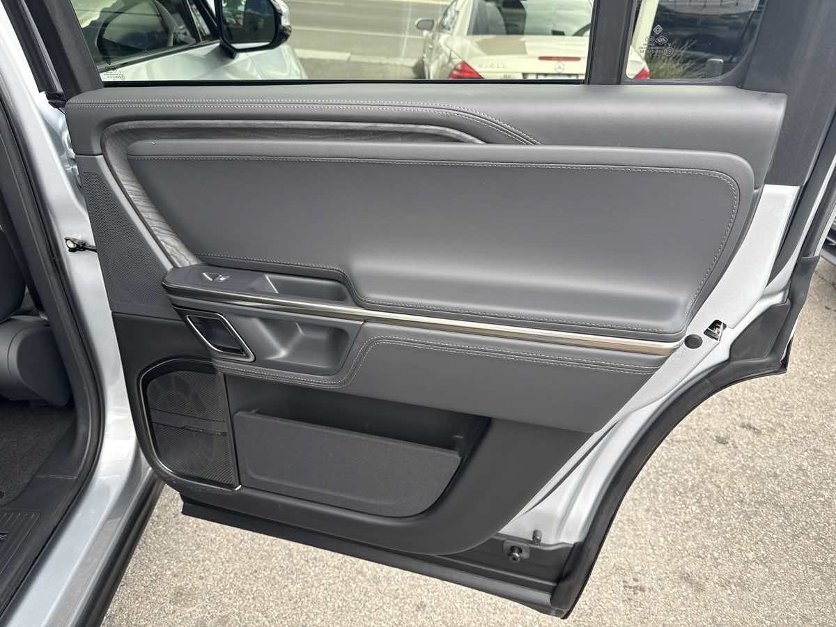 Used 2022 Rivian R1S Launch Edition Quad AWD/4WD image 20
