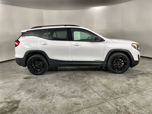 Certified 2021 GMC Terrain SLE w/ Elevation Edition image 9