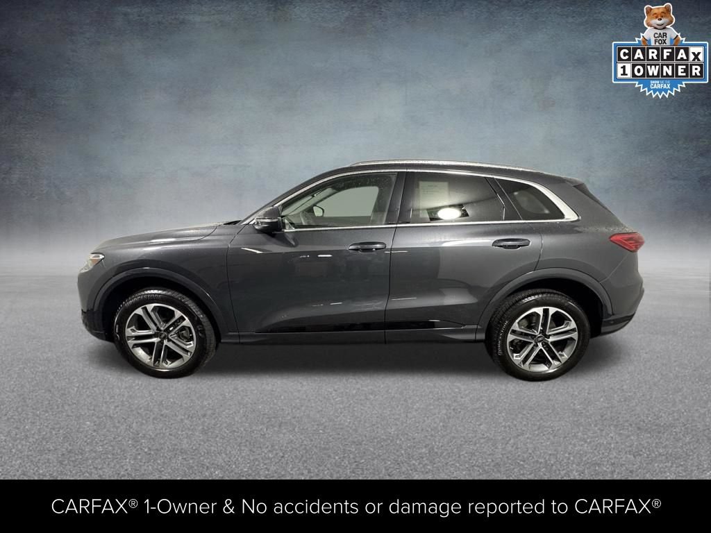 Used 2025 Audi Q5 Premium w/ Convenience Package AWD/4WD image 3