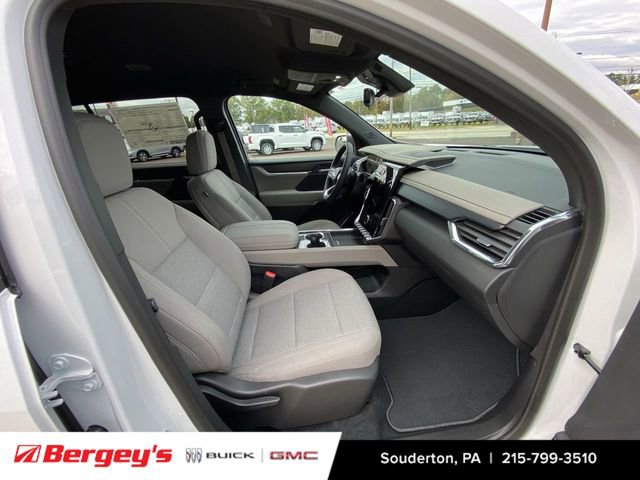 New 2026 GMC Acadia Elevation image 31