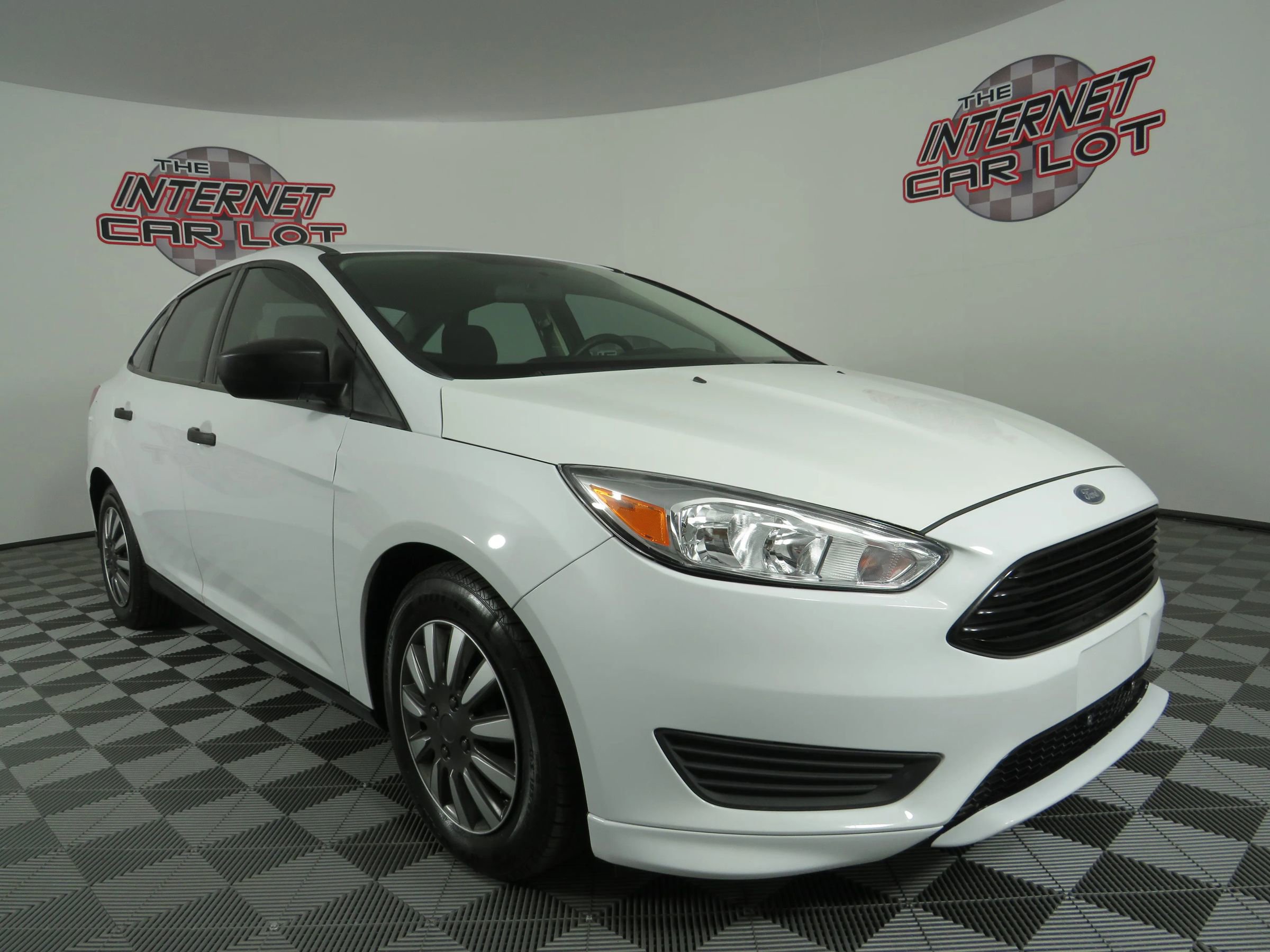 Used 2018 Ford Focus S FWD image 9