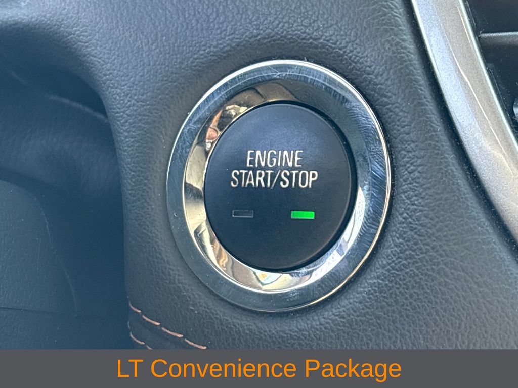 Used 2022 Chevrolet Trax LT w/ LT Convenience Package AWD/4WD image 14