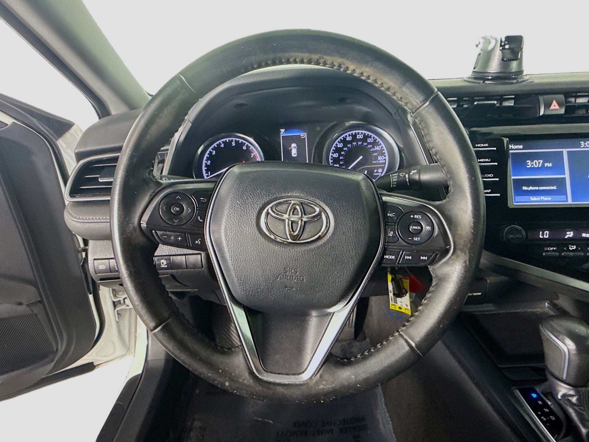 Used 2019 Toyota Camry SE FWD image 13