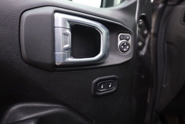 Used 2021 Jeep Gladiator Sport image 22