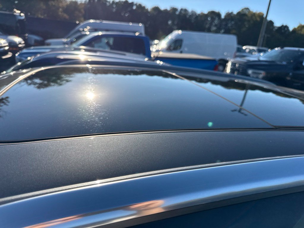 Used 2019 Audi Q8 Premium w/ Convenience Package AWD/4WD image 5