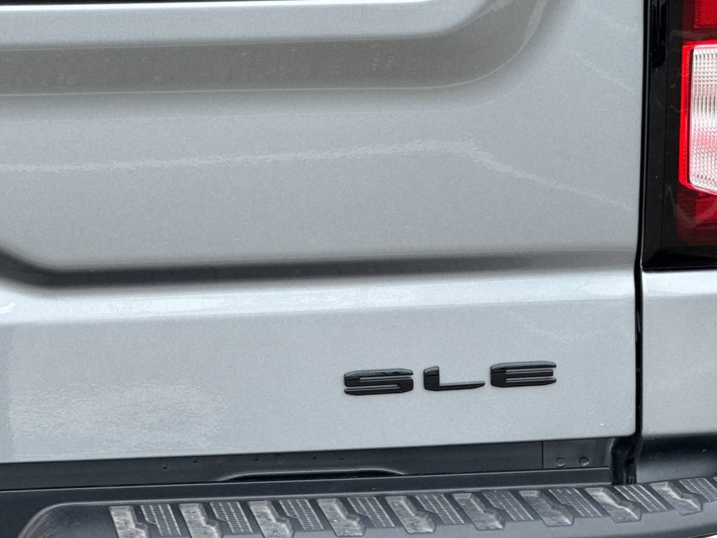 New 2026 GMC Sierra 1500 SLE w/ Preferred Package AWD/4WD image 24