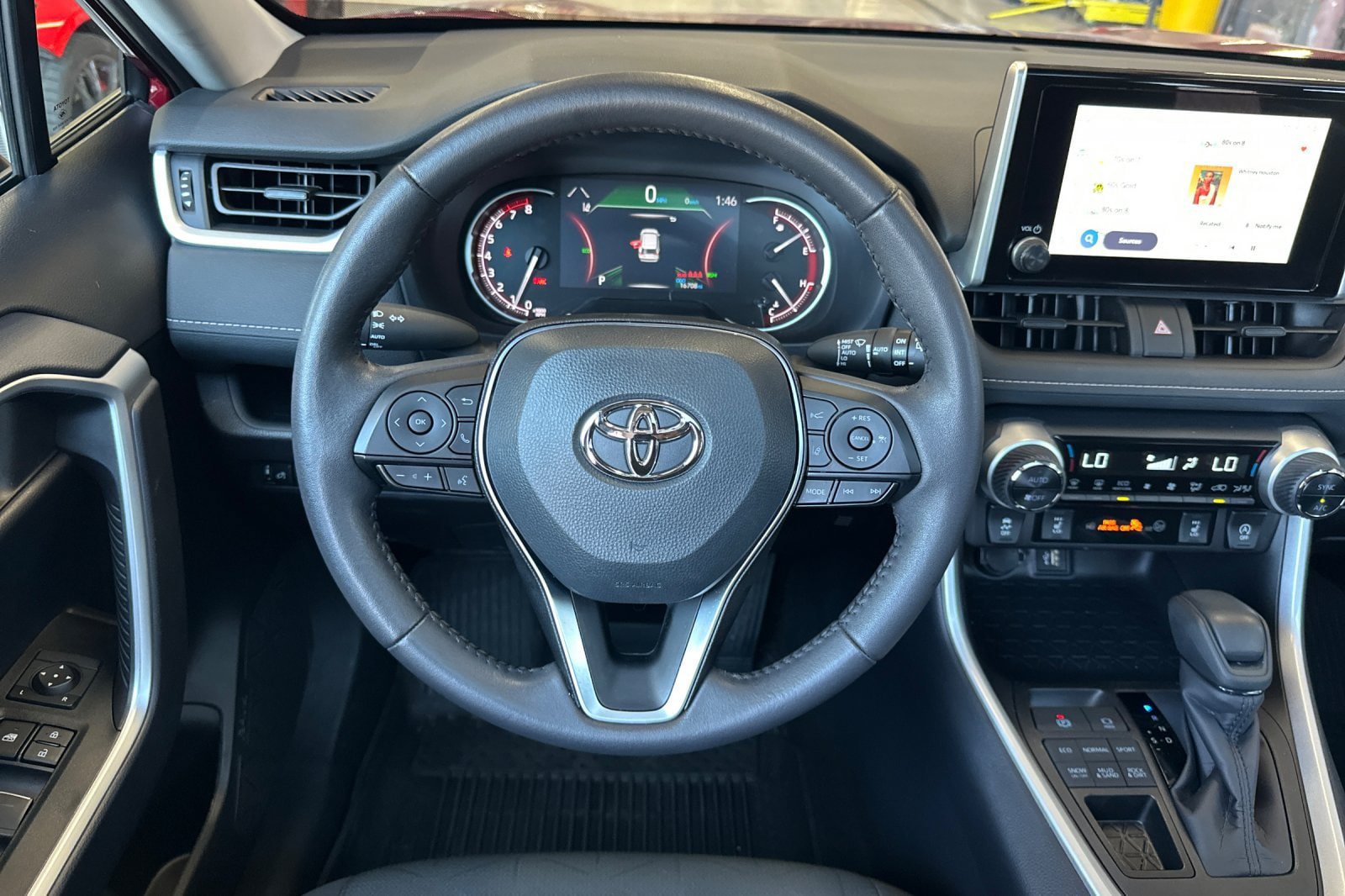 Certified 2025 Toyota RAV4 XLE w/ Convenience Package AWD/4WD image 14