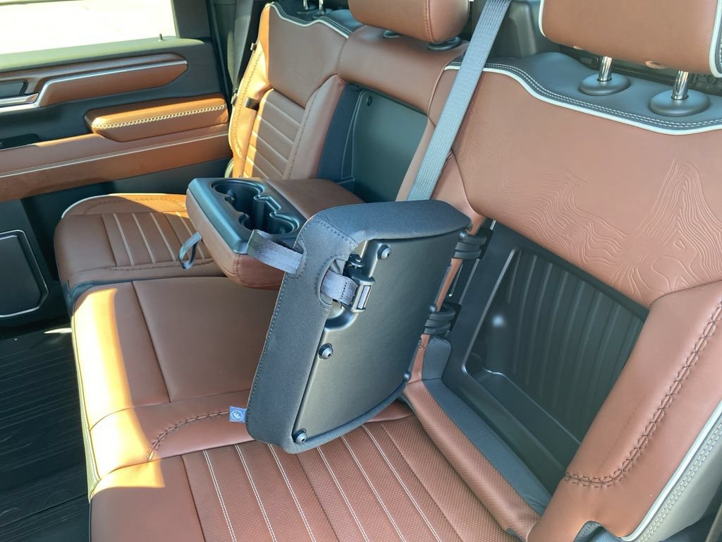 New 2026 GMC Sierra 3500 Denali Ultimate AWD/4WD image 28