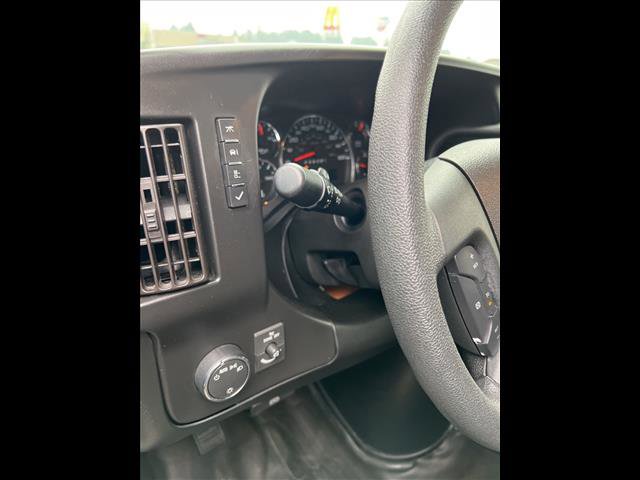 Used 2019 Chevrolet Express 2500 w/ Driver Convenience Package RWD image 9