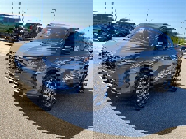 New 2025 Ford Escape ST-Line w/ Equipment Group 301A image 3