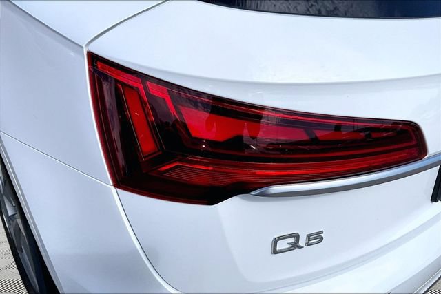 Used 2023 Audi Q5 Premium Plus w/ Premium Plus Package AWD/4WD image 32
