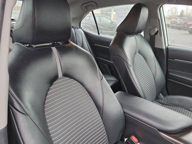 Used 2024 Toyota Camry SE image 27