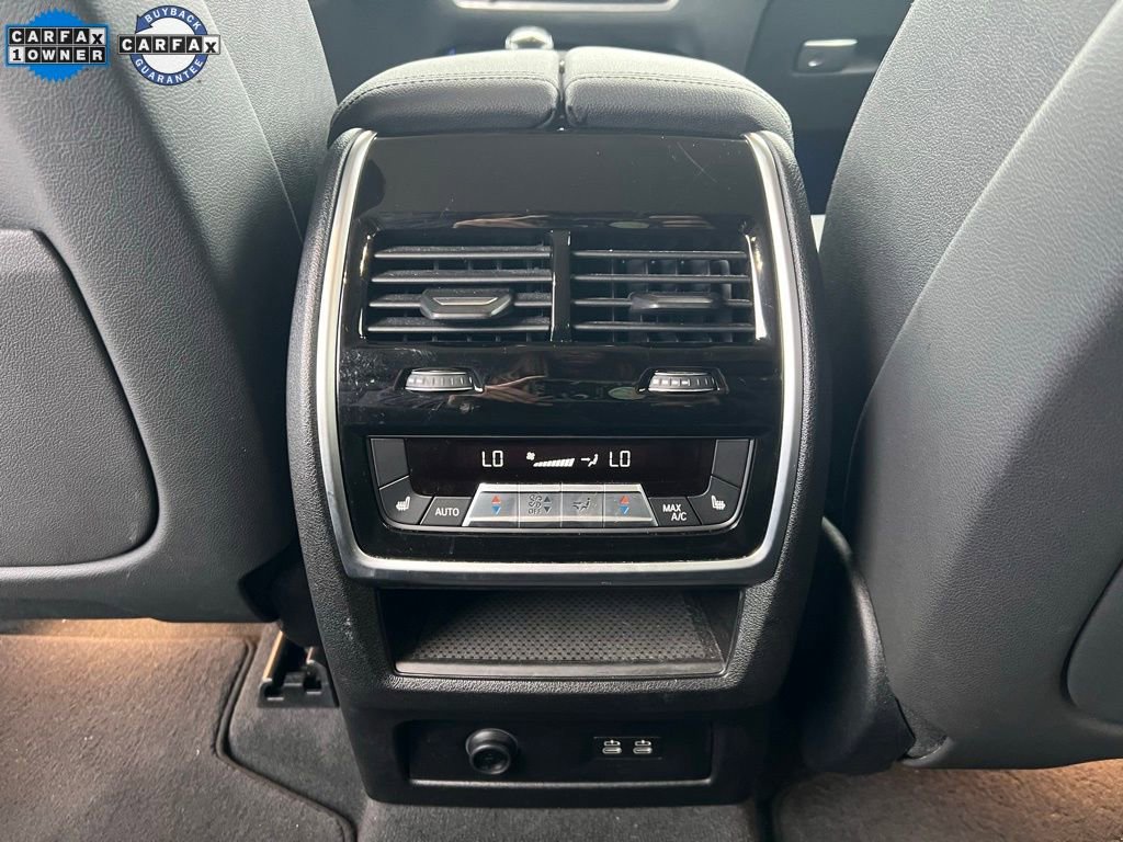 Used 2021 BMW X7 xDrive40i w/ Premium Package image 24