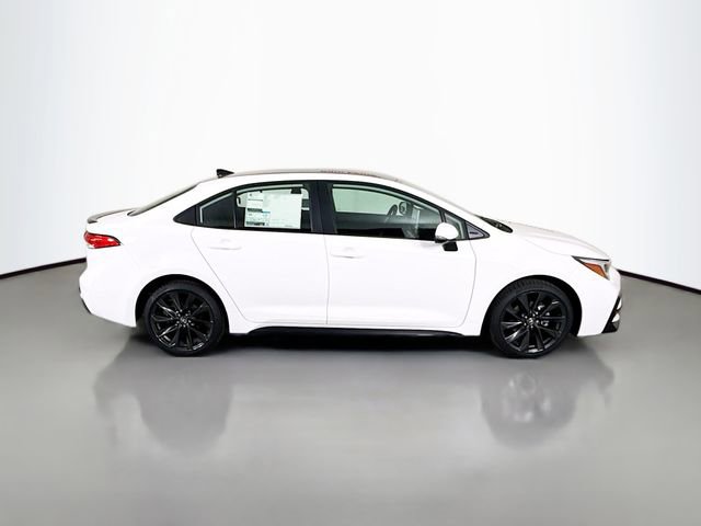 Used 2026 Toyota Corolla SE w/ SE Package image 8
