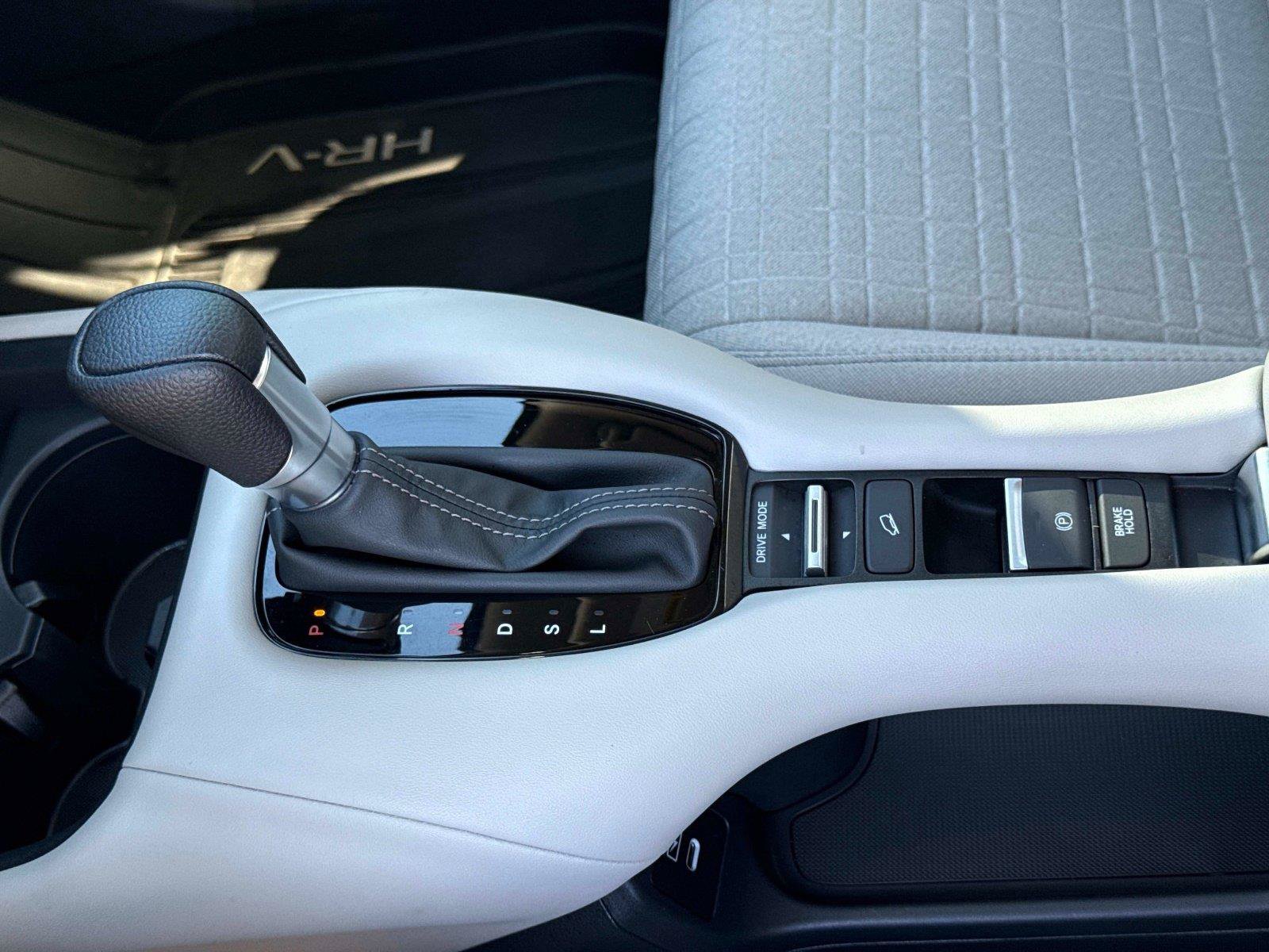 Certified 2027 Honda HR-V LX image 24