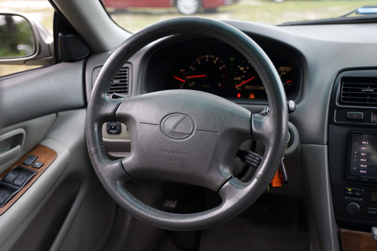 Used 1998 Lexus ES 330 w/ Leather Trim Pkg FWD image 27