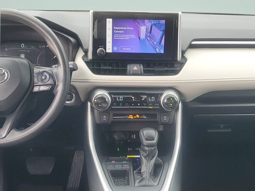 Certified 2024 Toyota RAV4 XLE FWD image 15