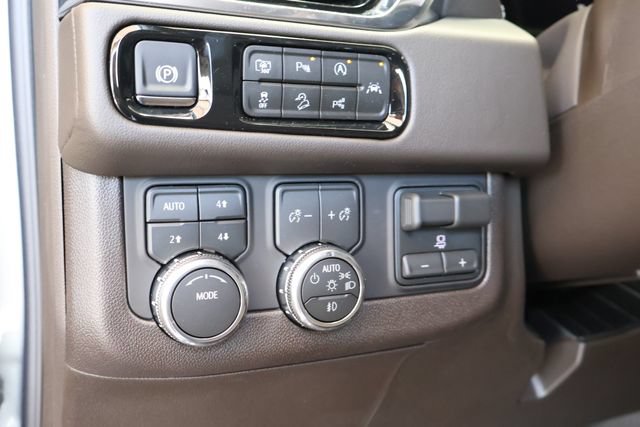 New 2026 GMC Yukon XL Elevation w/ Elevation Premium Package AWD/4WD image 27