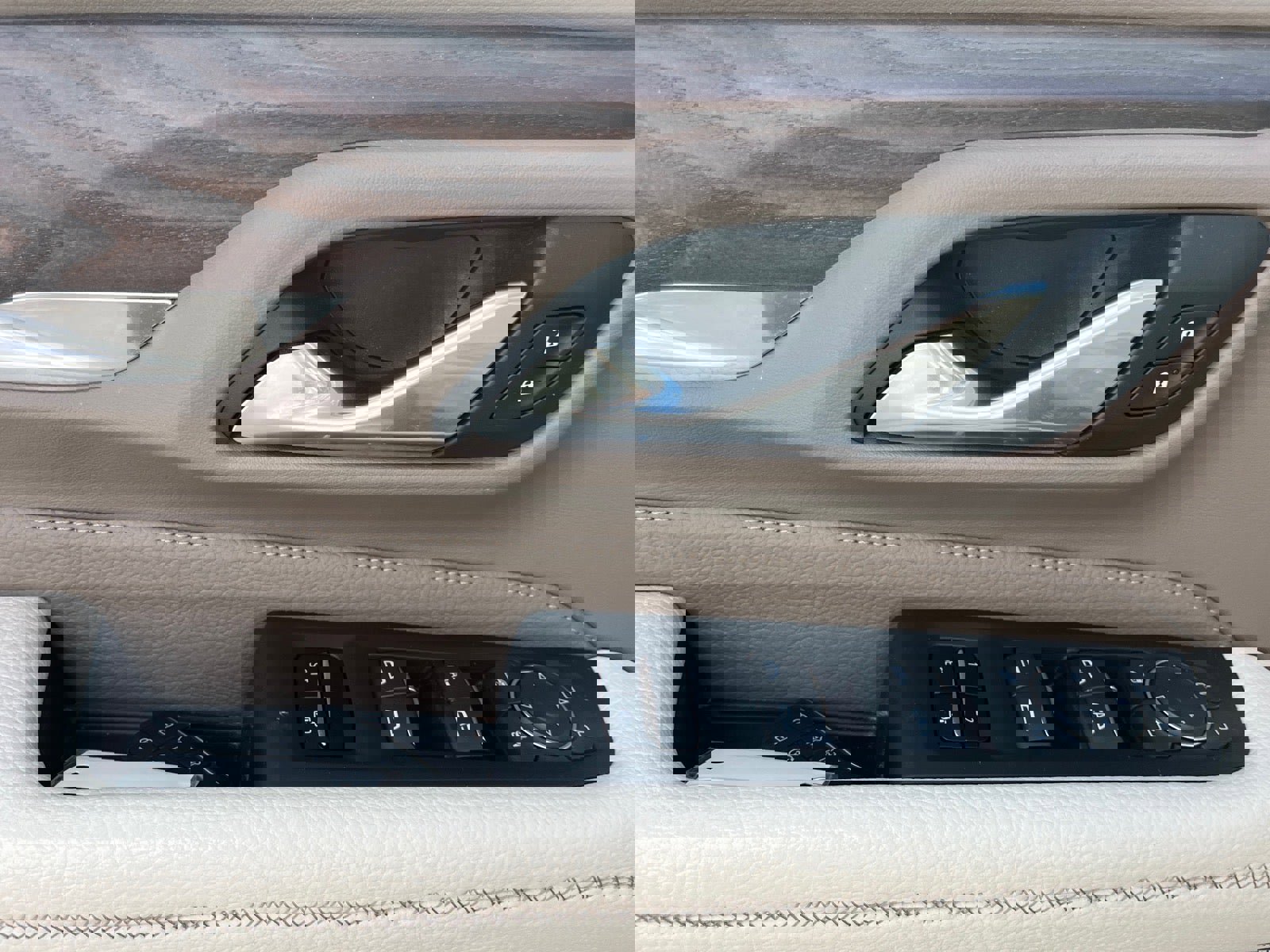 Used 2022 GMC Yukon Denali image 11