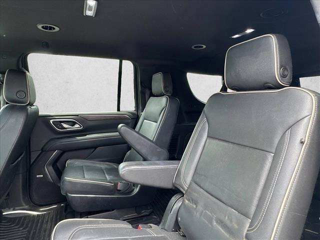 Used 2023 Chevrolet Suburban Premier RWD image 19