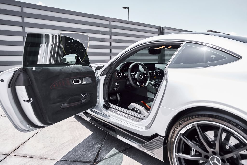 Used 2021 Mercedes-Benz AMG GT Black Series w/ Keyless-Go Package image 40