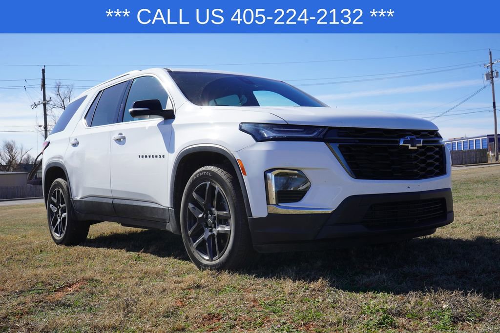 Used 2022 Chevrolet Traverse LT image 4