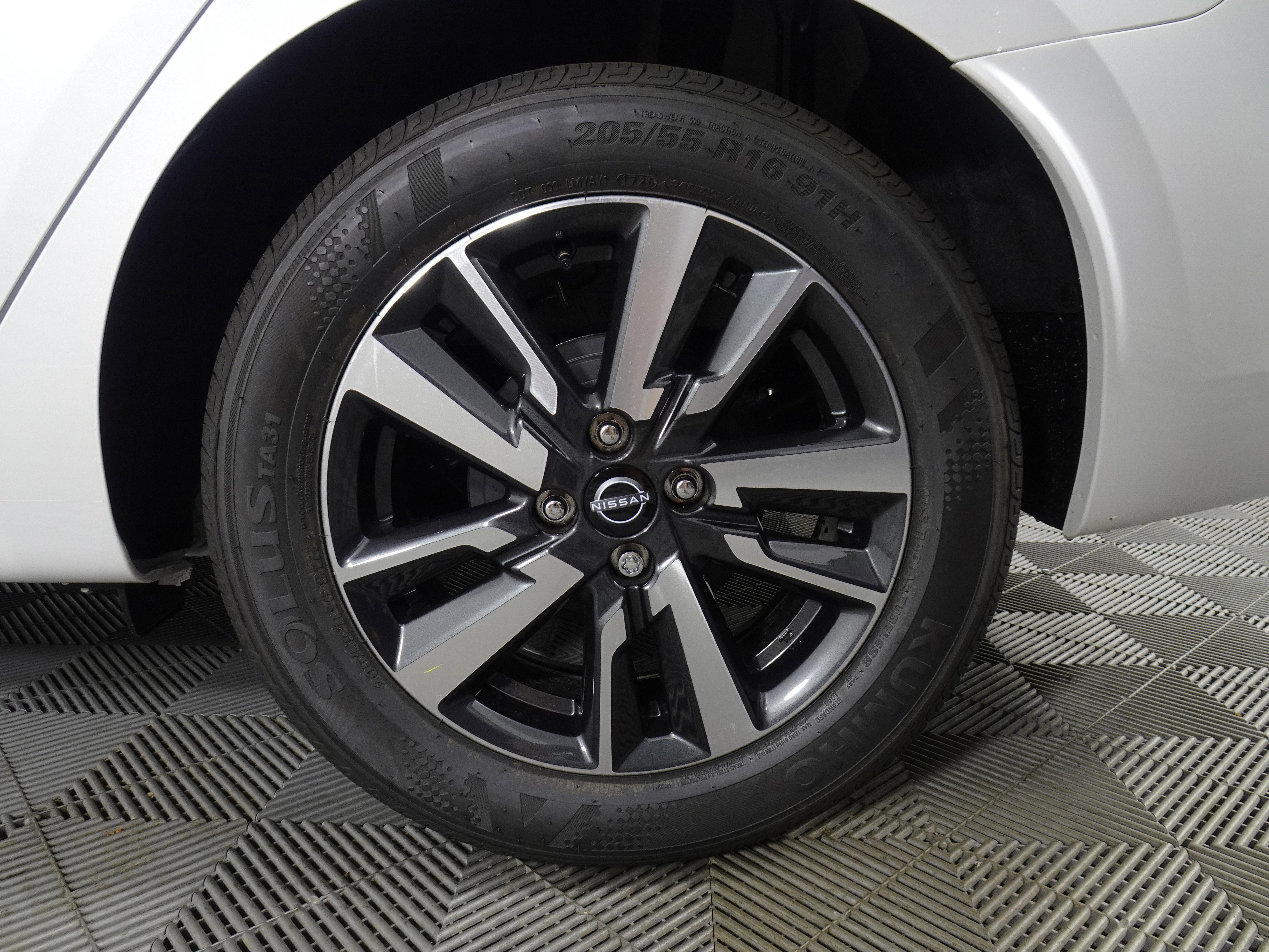 New 2025 Nissan Versa SV w/ Trunk Package image 13