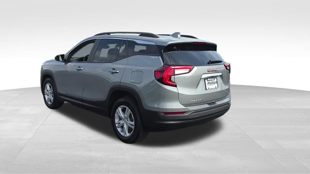 Certified 2024 GMC Terrain SLE w/ Driver Convenience Package FWD image 3