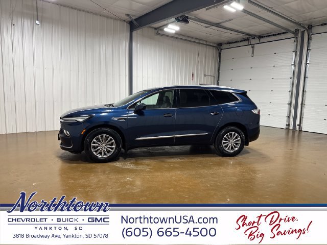 Used 2023 Buick Enclave Premium AWD/4WD image 2