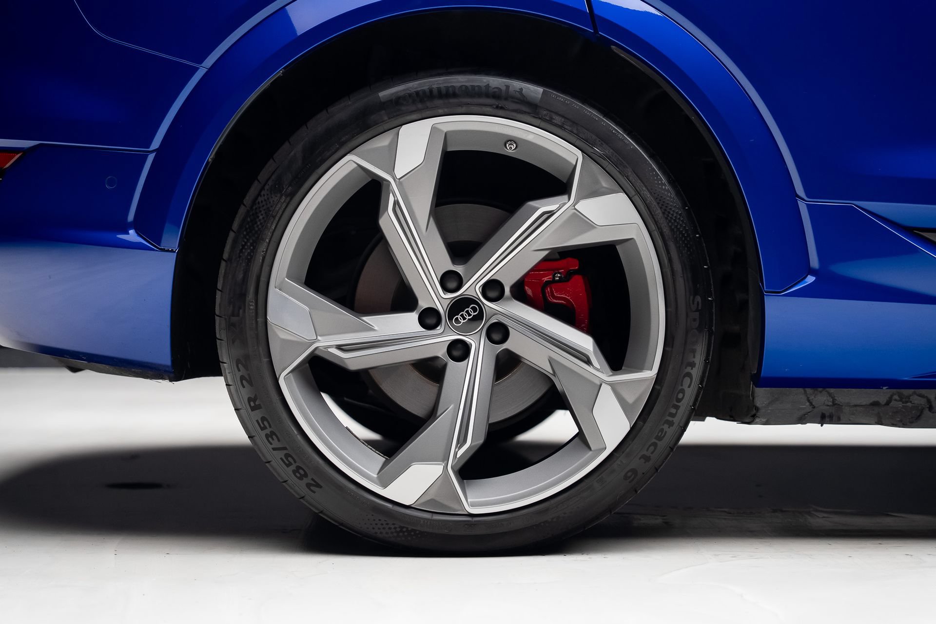 Used 2024 Audi SQ8 e-tron Premium Plus AWD/4WD image 38