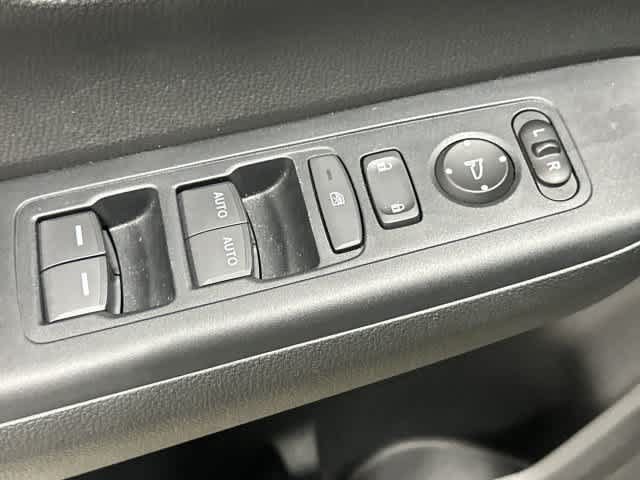 Certified 2025 Honda CR-V EX image 20