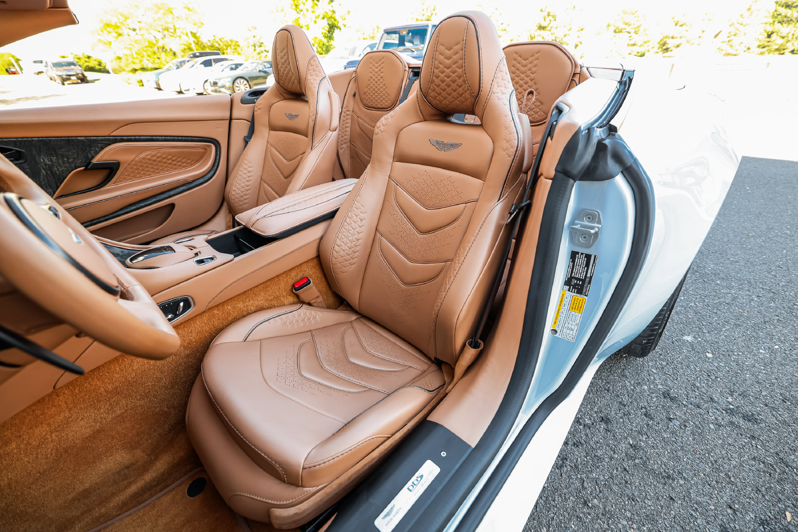 Used 2022 Aston Martin DBS Superleggera Volante RWD image 26
