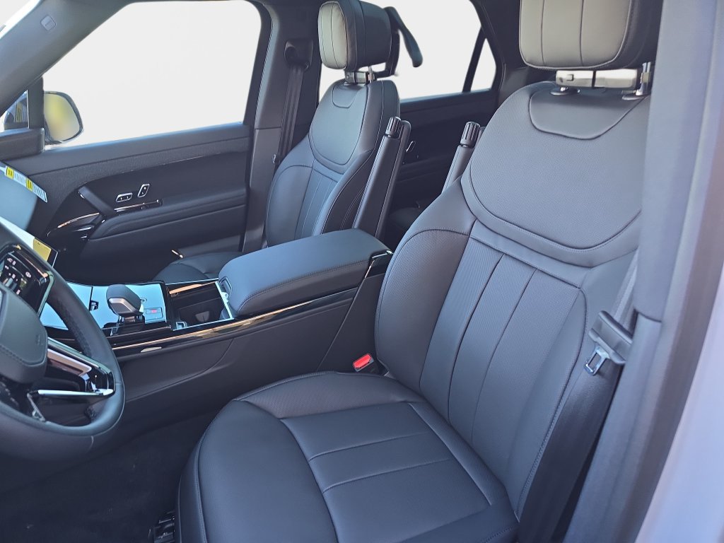 New 2027 Land Rover Range Rover Sport Dynamic SE AWD/4WD image 12