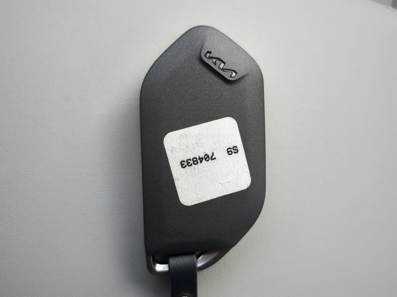 Certified 2025 Kia Telluride EX image 28