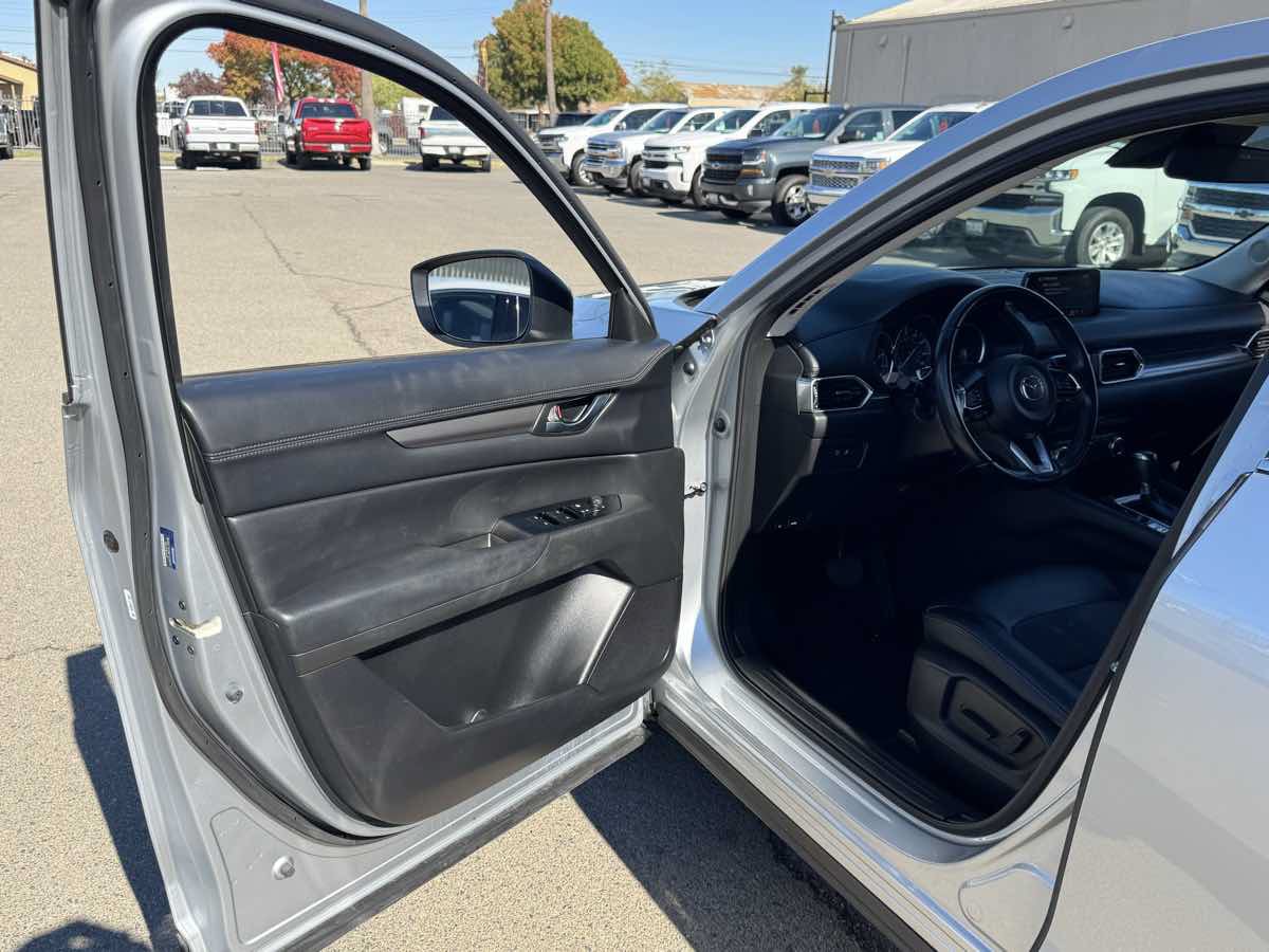 Used 2018 MAZDA CX-5 Touring AWD/4WD image 22