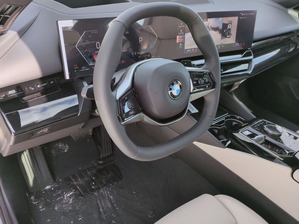 New 2026 BMW 550e xDrive w/ Executive Package image 12