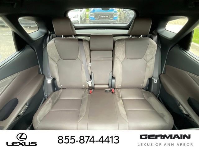 New 2026 Lexus RX 450h AWD image 16