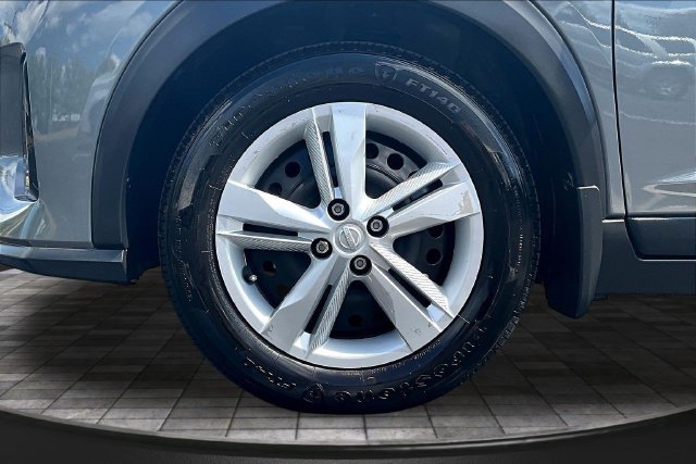 Used 2024 Nissan Kicks S FWD image 30
