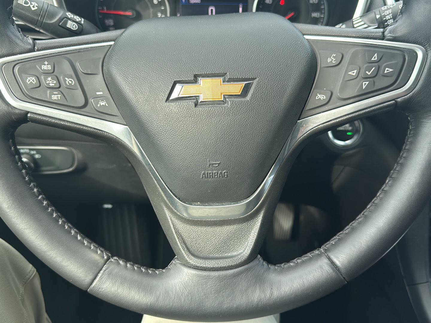 Used 2022 Chevrolet Equinox LT FWD image 12