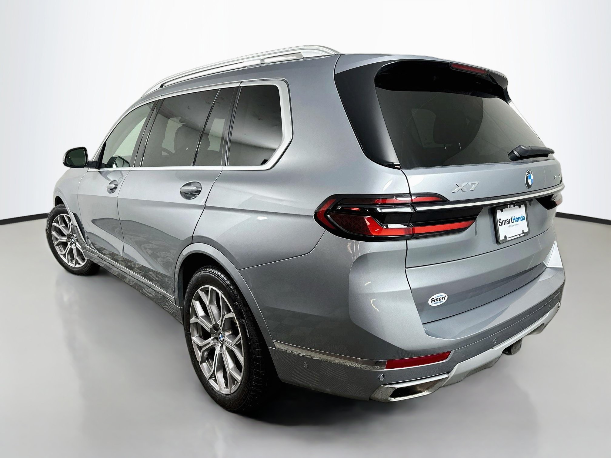 Used 2024 BMW X7 xDrive40i AWD/4WD image 5