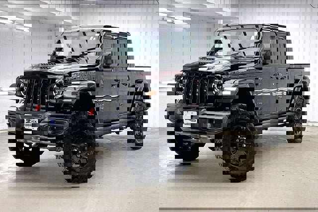 Used 2020 Jeep Gladiator Mojave AWD/4WD image 2