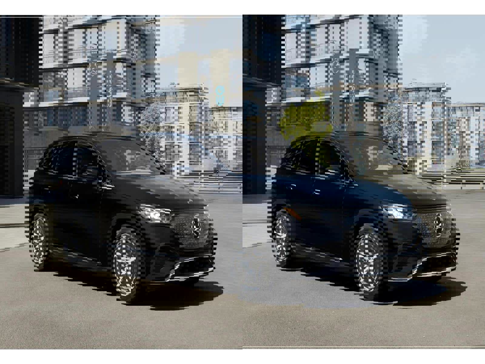 New 2025 Mercedes-Benz EQE 500 4MATIC SUV image 11