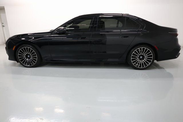 Used 2024 BMW 760i xDrive w/ Executive Package image 67