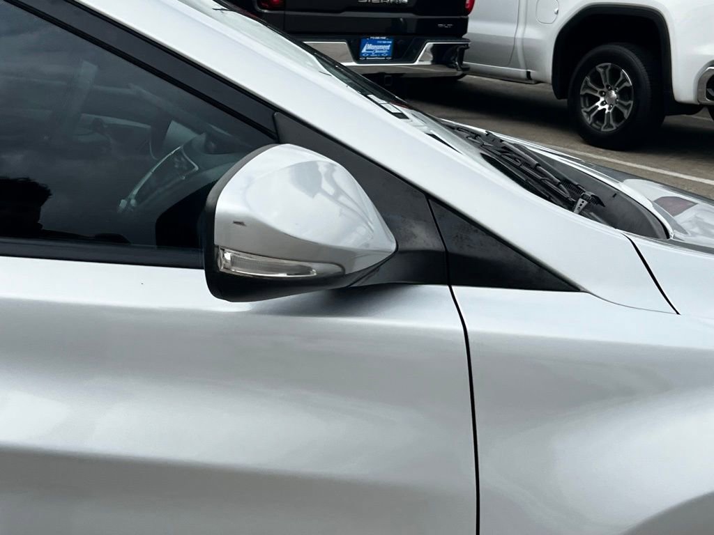 Used 2012 Hyundai Elantra Limited image 11