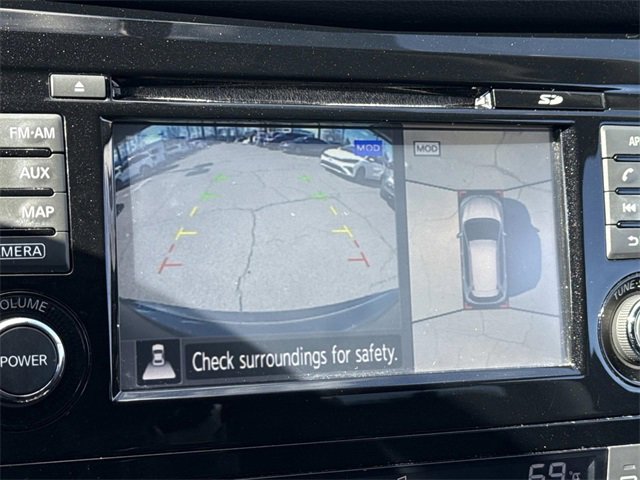 Used 2017 Nissan Rogue SV w/ SV Premium Package image 20