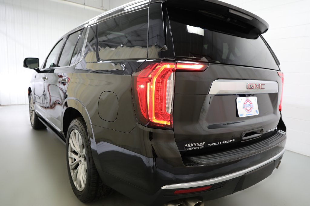 Used 2022 GMC Yukon Denali w/ Advanced Technology Package AWD/4WD image 21